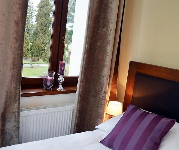 U Kvapilu Hotel 4*